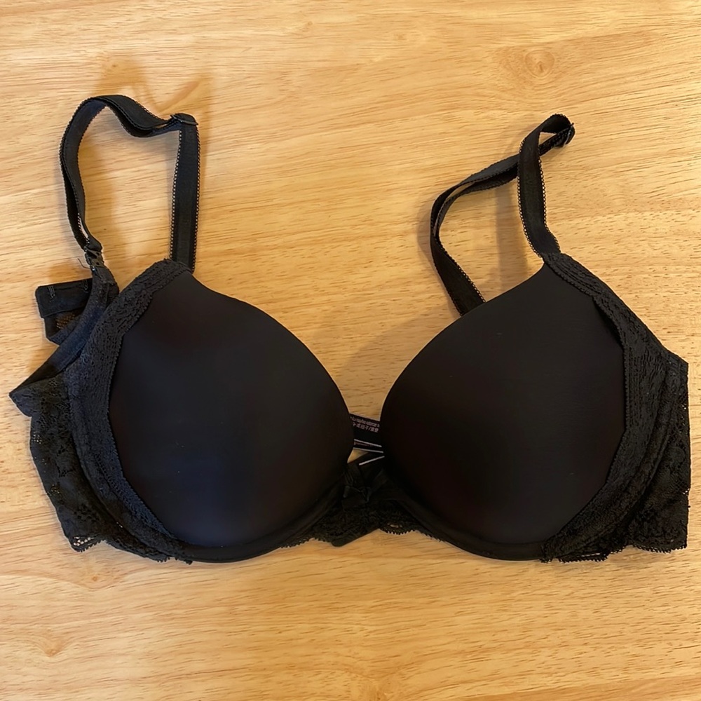 Black Victoria’s Secret Lace Push Up Bra